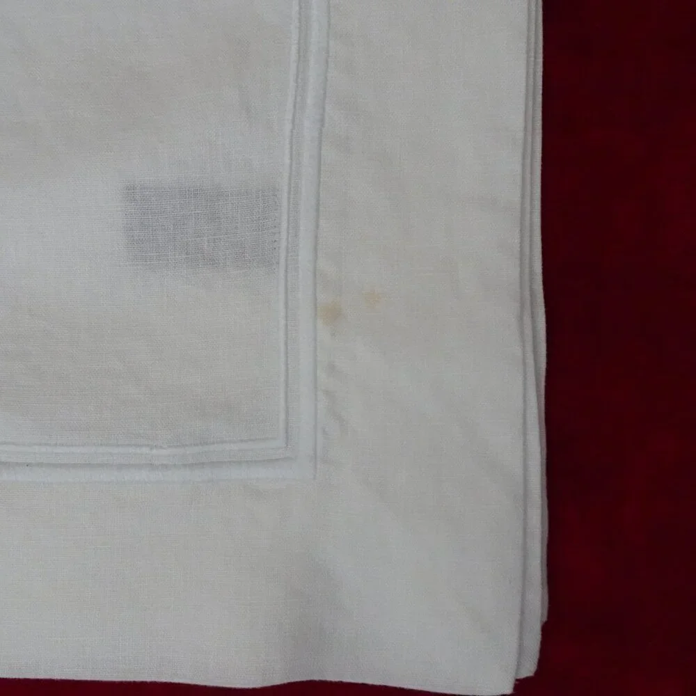 Lands' End Linen Tablecloth 60